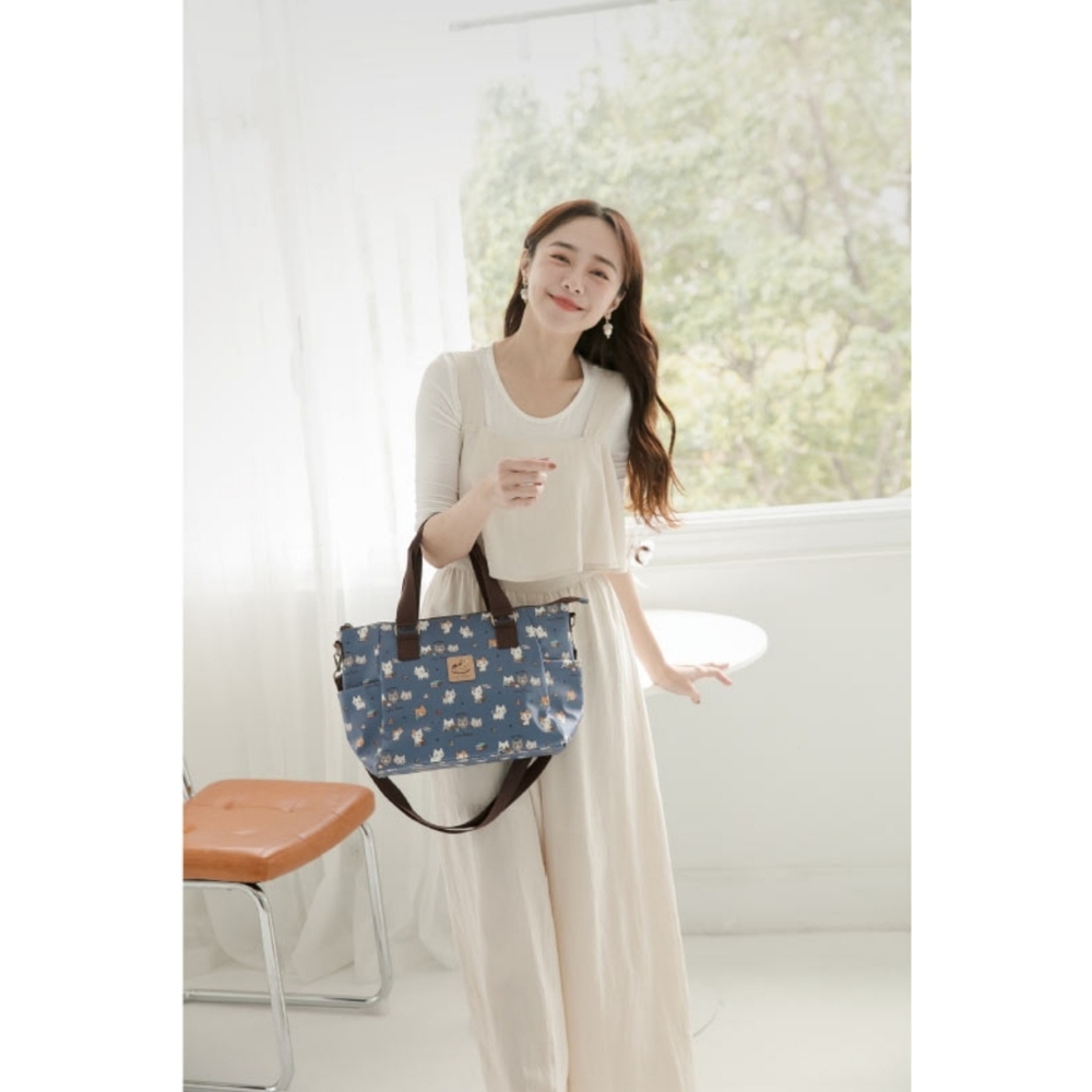 Waterproof Bunny Shoulder Crossbody Convertible Handbag W/ ID Badge Clip - Picture 4 of 10